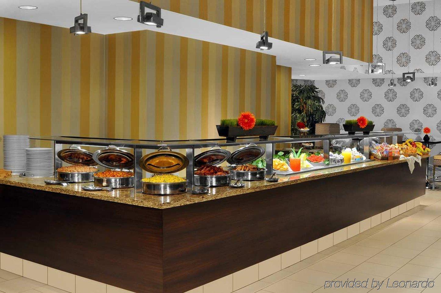 Doubletree Suites By Hilton Nyc - Times Square New York Restaurant photo